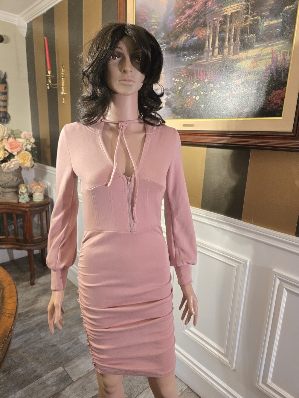 Chic Pink Long-Sleeve Ruched Bodycon Dress